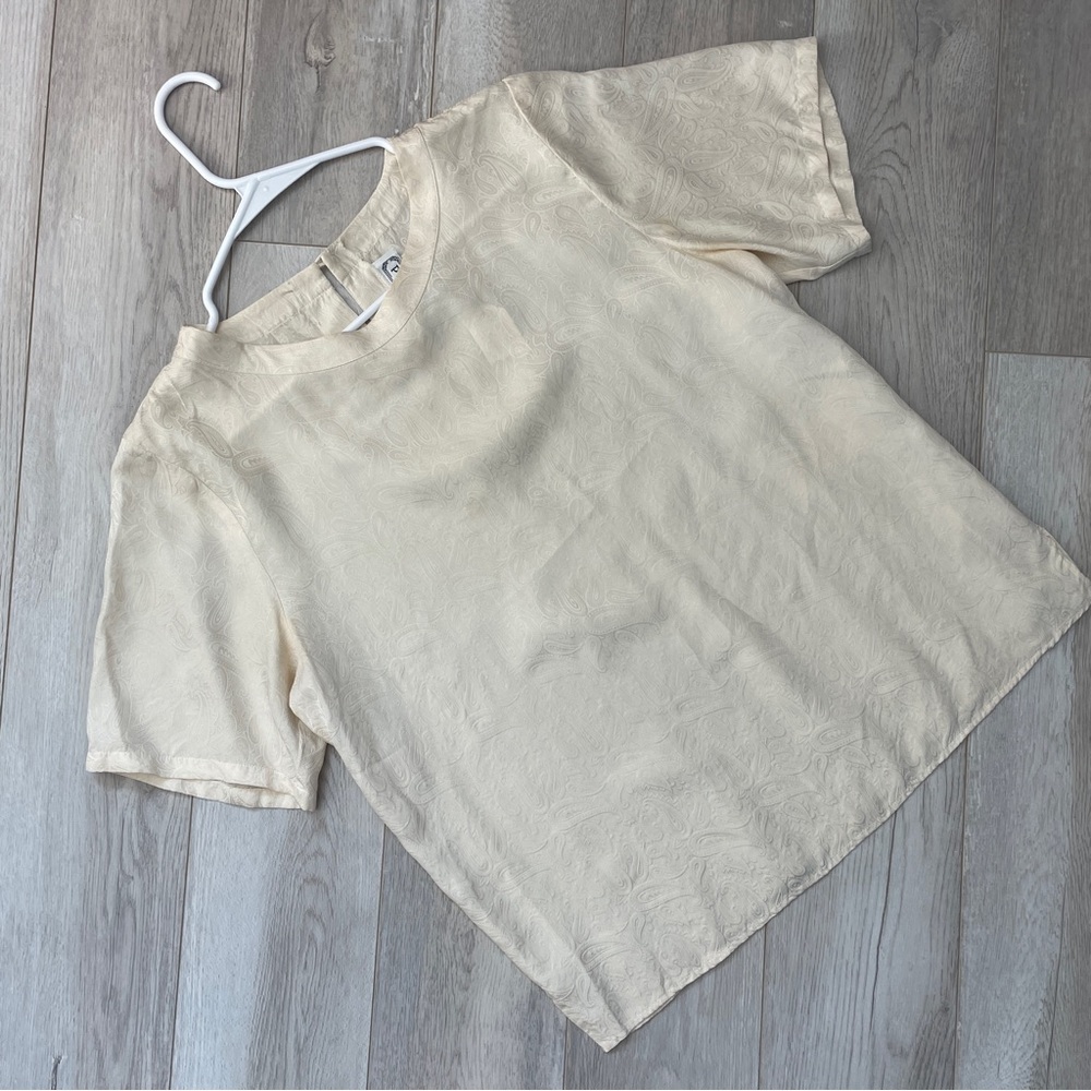 Silk Land Top paisley print short sleeve womens Cream (medium) minimalist satin